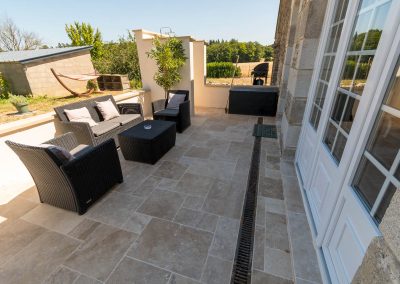 compagnons gite terrasse exterieure2